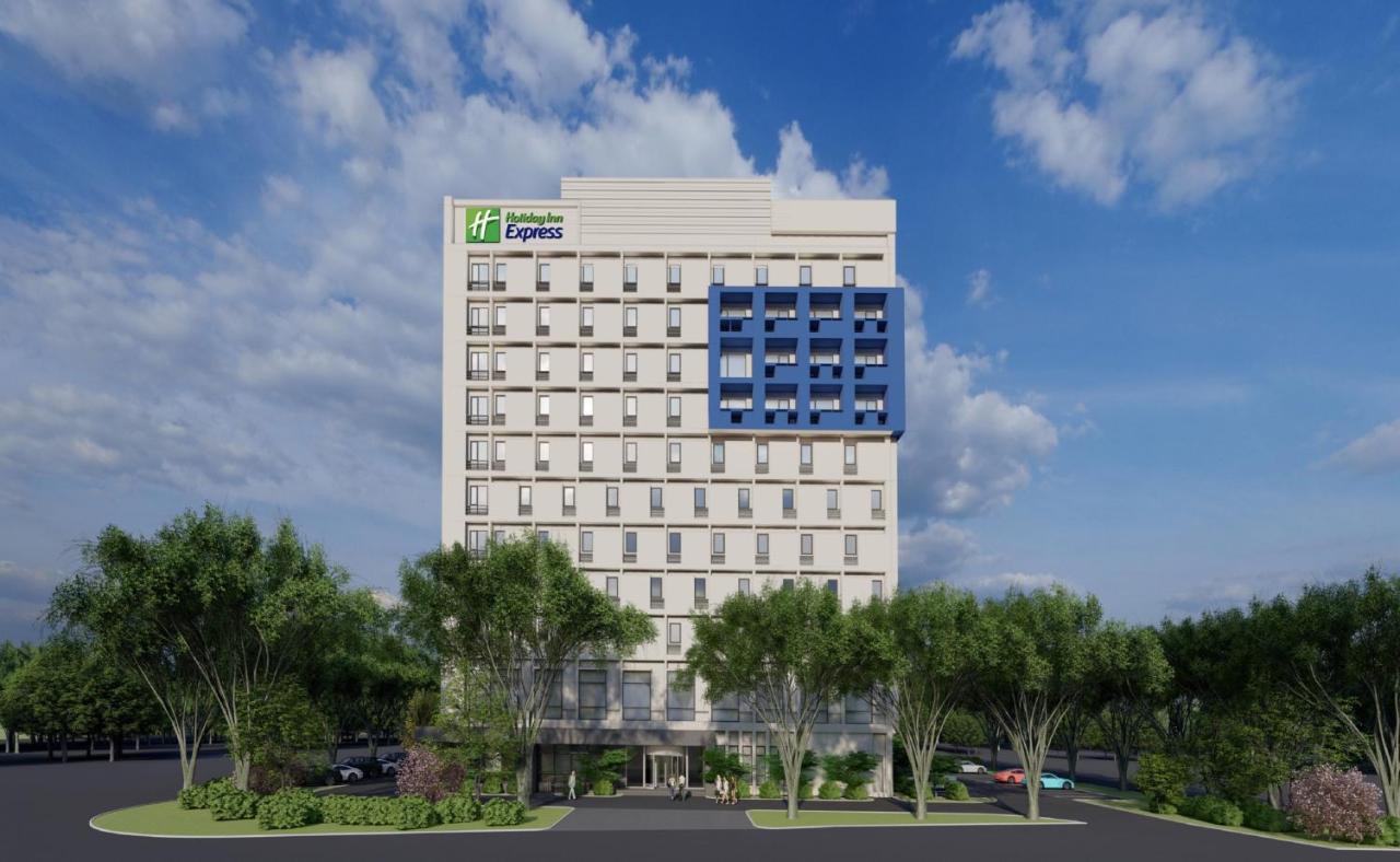 Holiday Inn Express Shanghai Pudong Airport By Ihg Exterior photo
